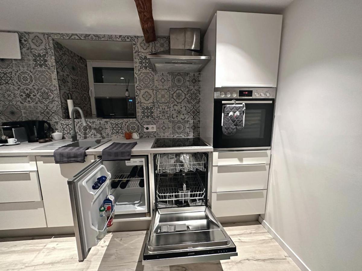 Jobelhome Alb Apartment Bad Urach Esterno foto
