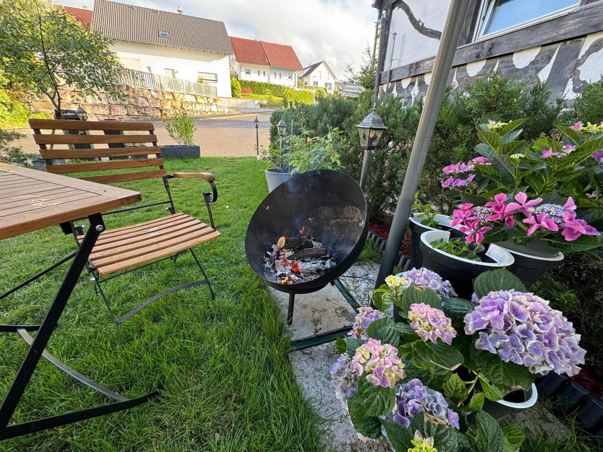 Jobelhome Alb Apartment Bad Urach Esterno foto