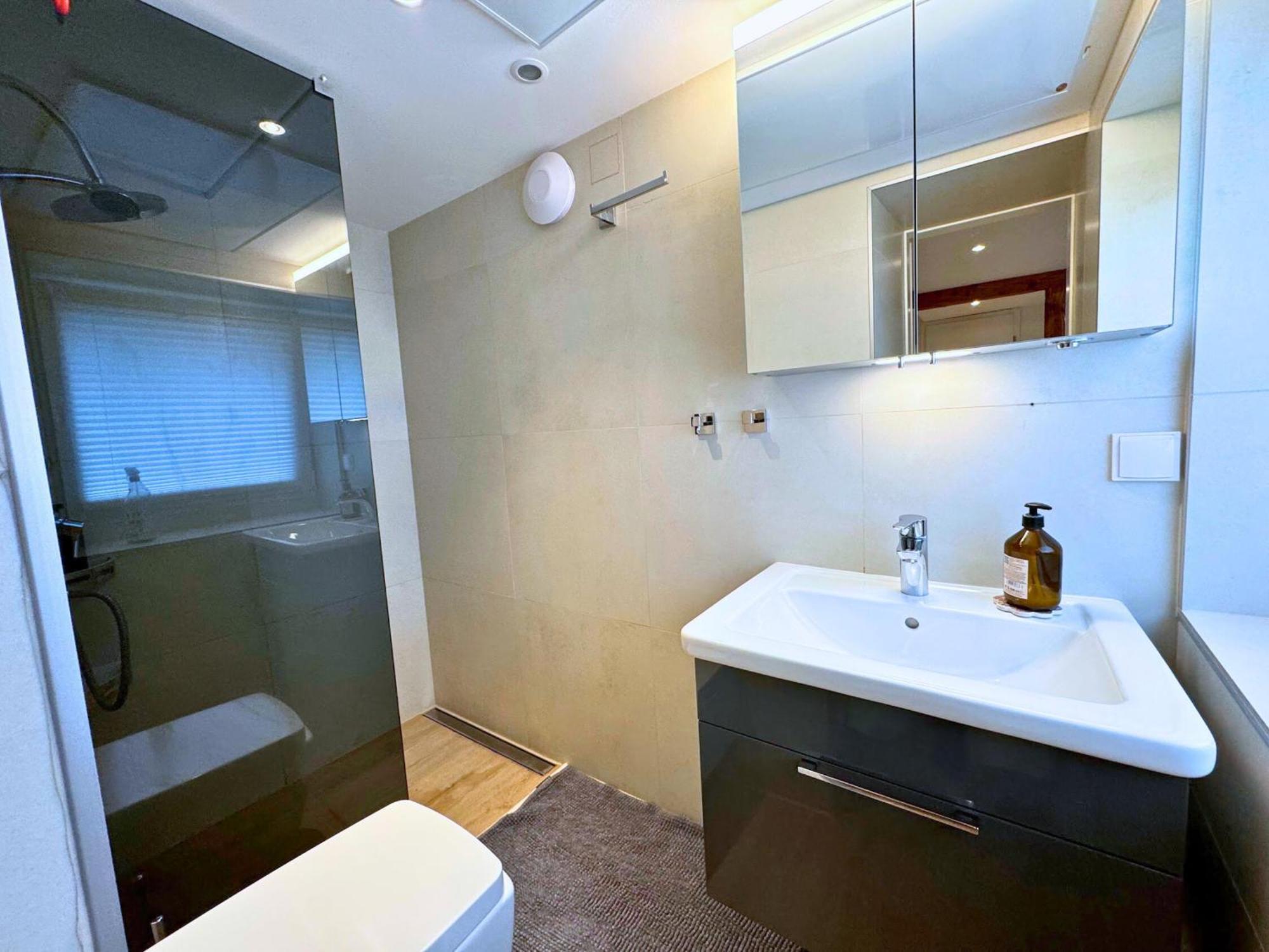 Jobelhome Alb Apartment Bad Urach Esterno foto